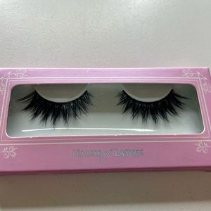 House of Lashes Iconic